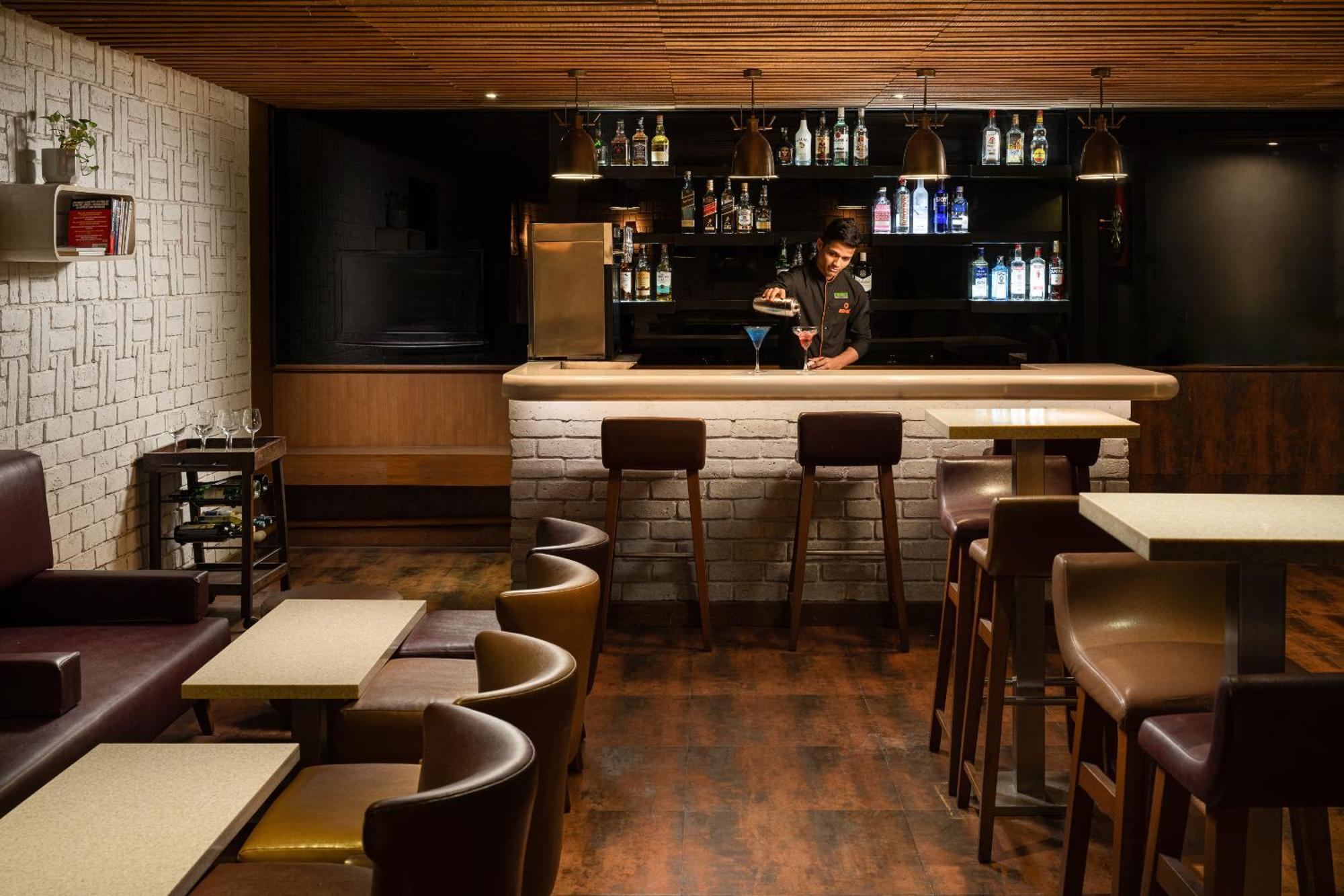Lemon Tree Premier, Ulsoor Lake, Bengaluru Екстериор снимка